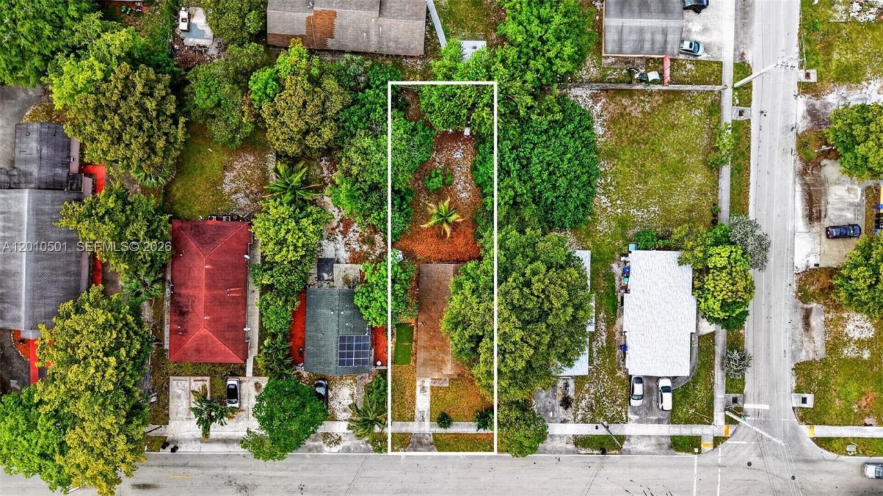 2437 NW 20th St, Fort Lauderdale, FL 33311 Photo
