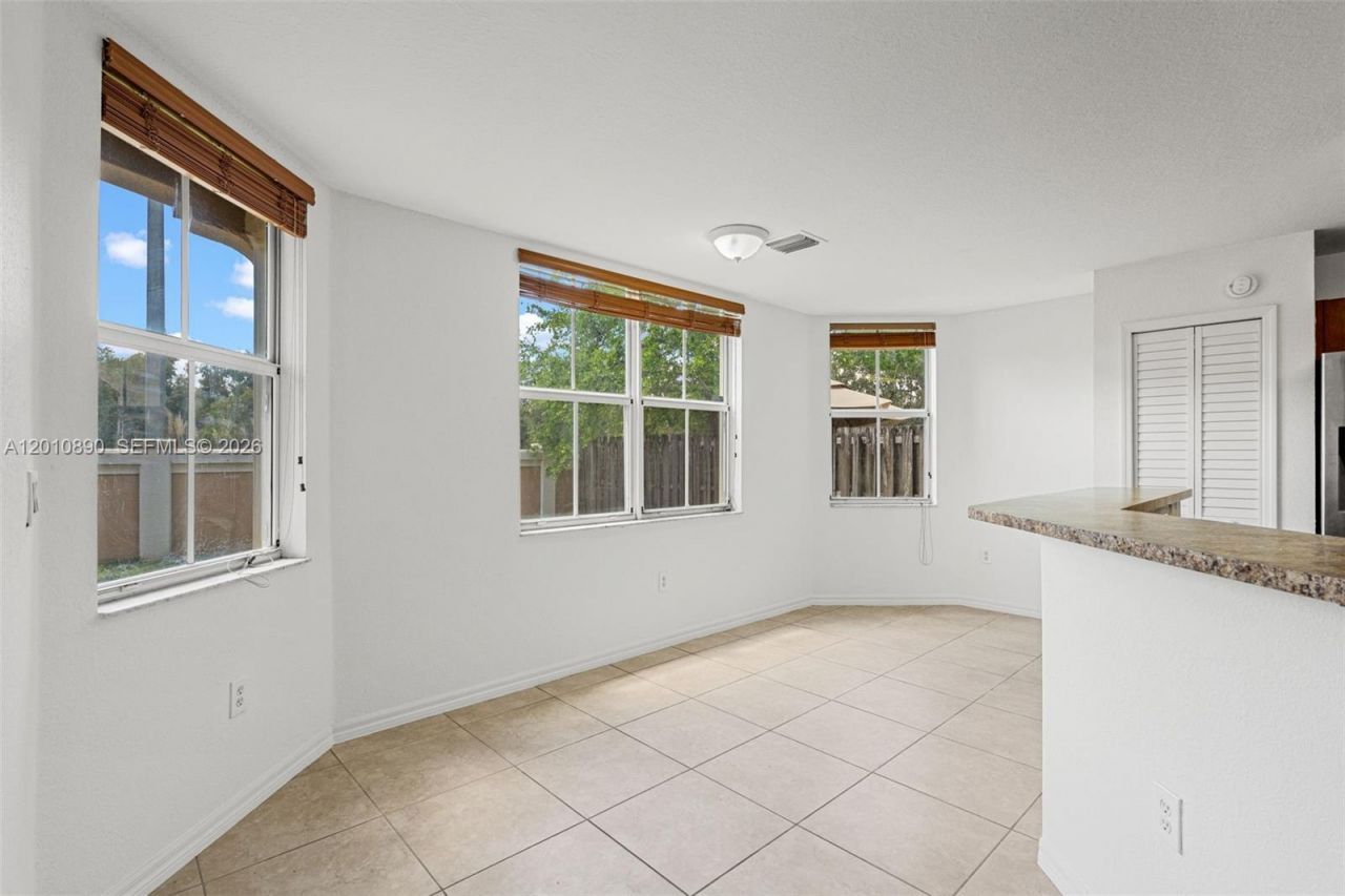 2720 SW 156th Pl , Miami, FL 33185 Photo