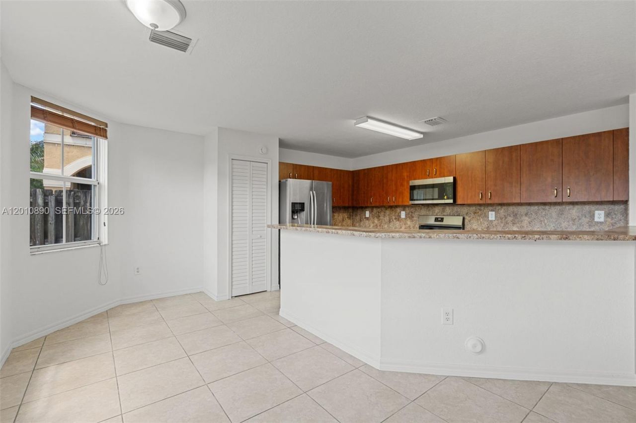 2720 SW 156th Pl , Miami, FL 33185 Photo
