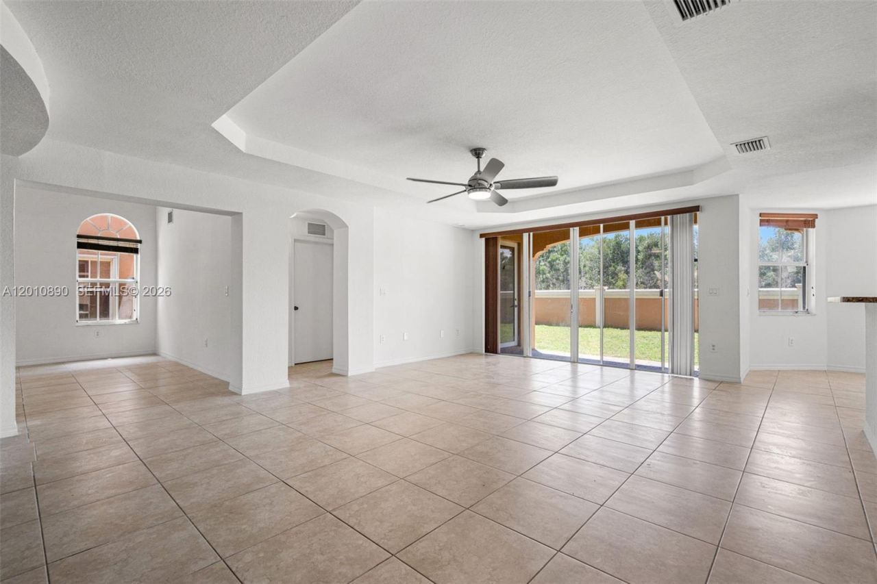 2720 SW 156th Pl , Miami, FL 33185 Photo