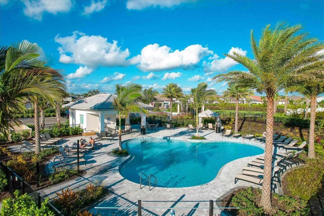 4733 Tortona Court, Bradenton, FL 34211 Photo