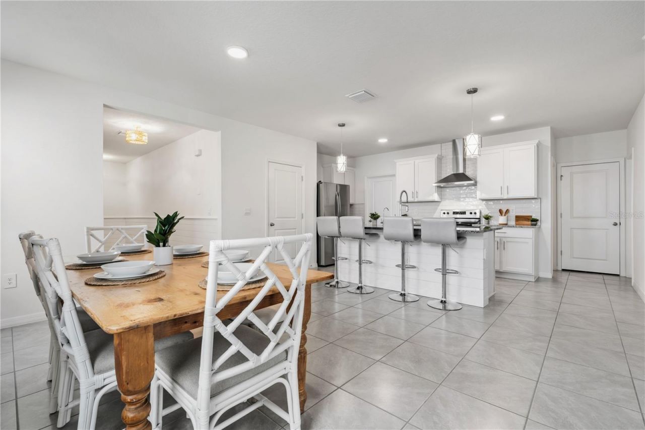 3307 Hilltop Circle, Bradenton, FL 34211 Photo