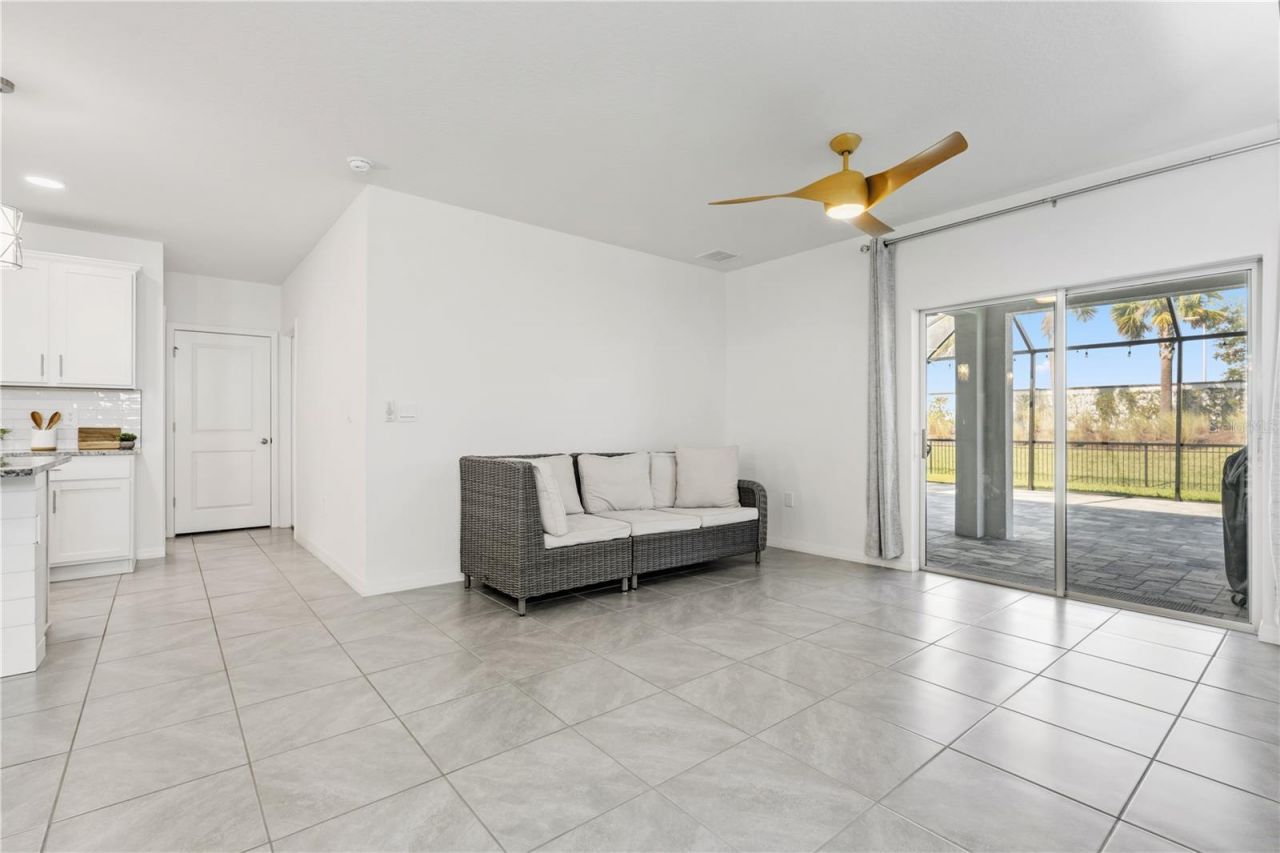 3307 Hilltop Circle, Bradenton, FL 34211 Photo