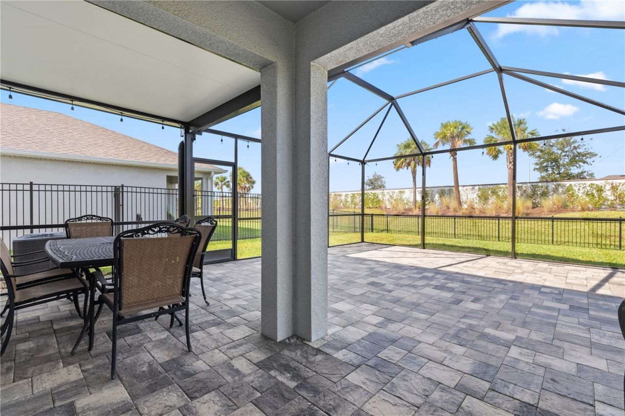 3307 Hilltop Circle, Bradenton, FL 34211 Photo