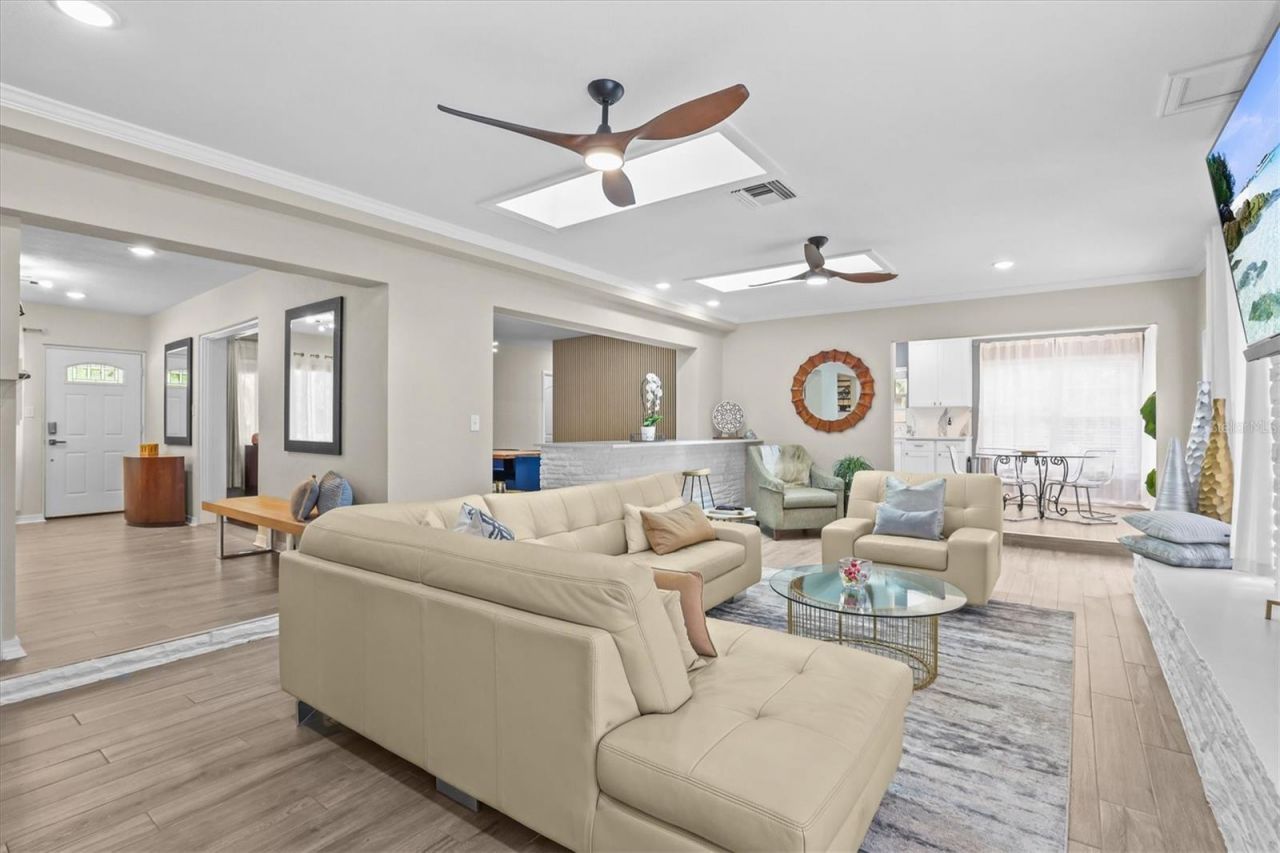 231 Lime Circle S, Dunedin, FL 34698 Photo