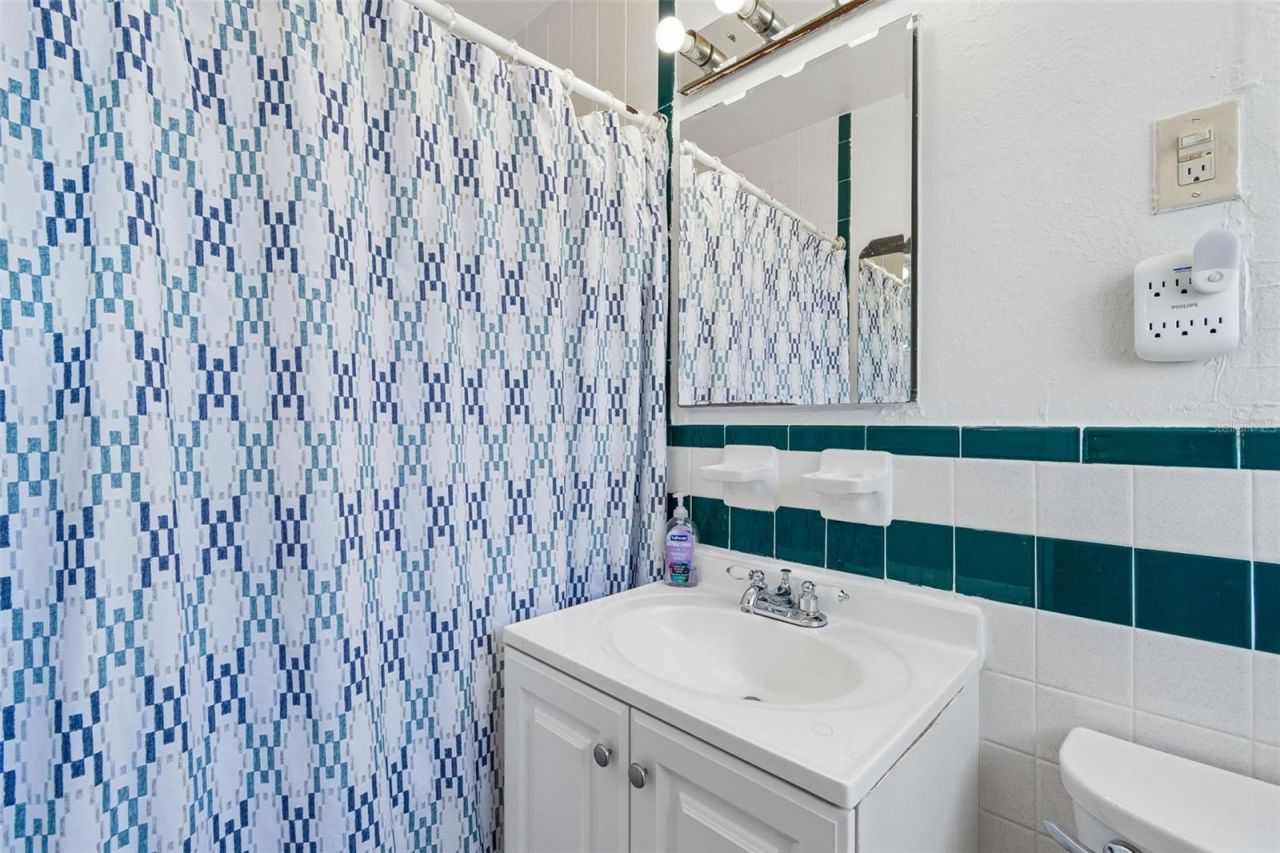 2863 60th Way N, Saint Petersburg, FL 33710 Photo