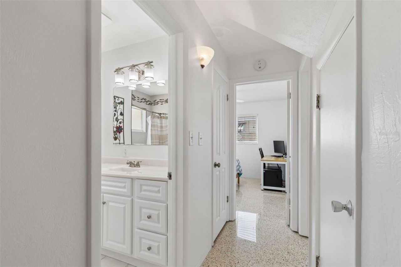2863 60th Way N, Saint Petersburg, FL 33710 Photo