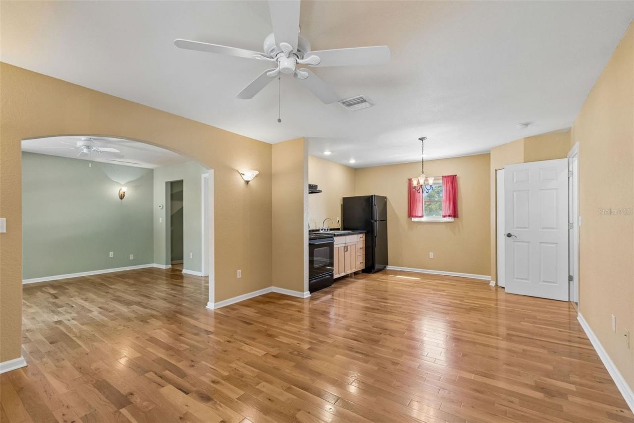 2863 60th Way N, Saint Petersburg, FL 33710 Photo
