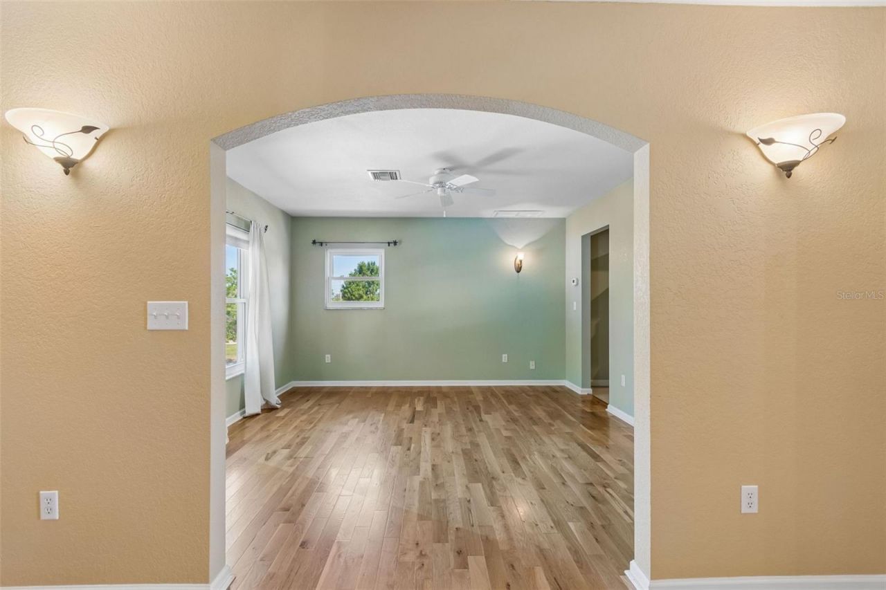 2863 60th Way N, Saint Petersburg, FL 33710 Photo