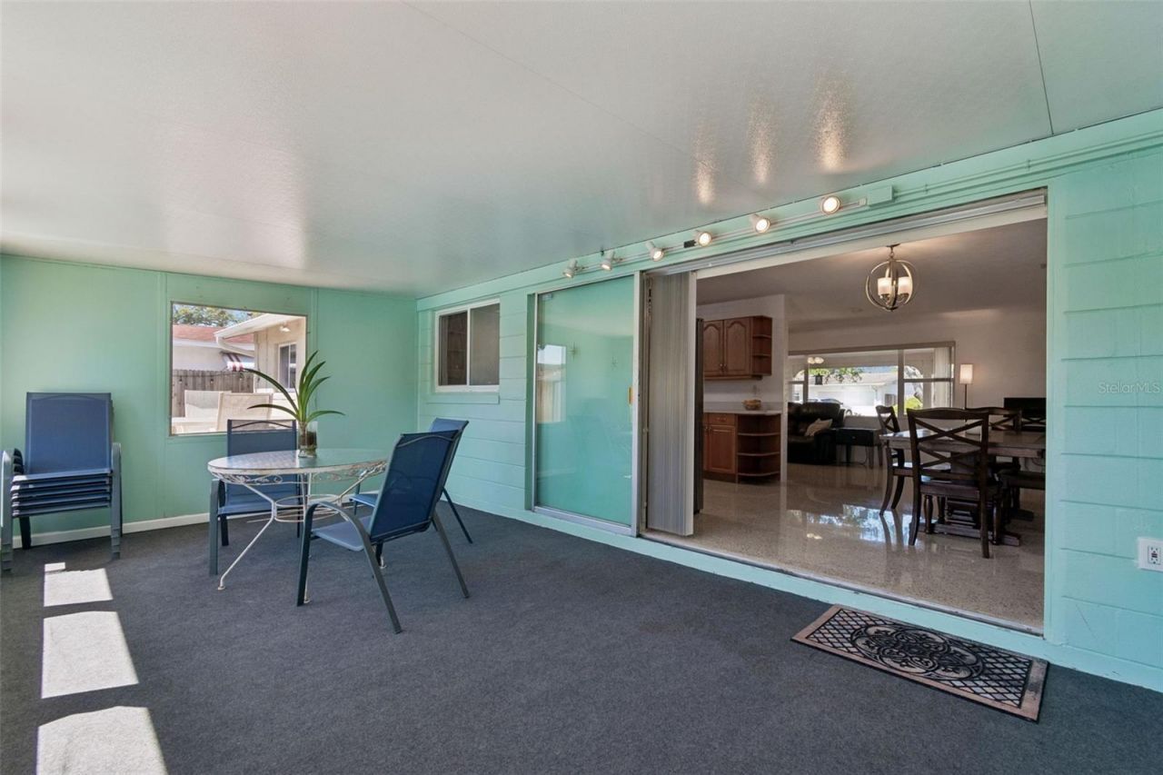 2863 60th Way N, Saint Petersburg, FL 33710 Photo