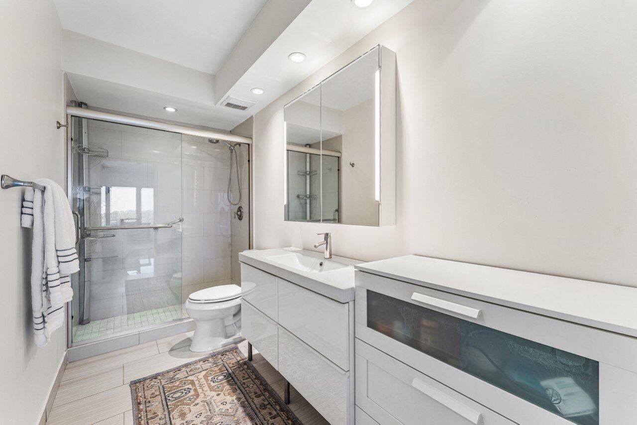 701 E Camino Real, Boca Raton, FL 33432 Photo