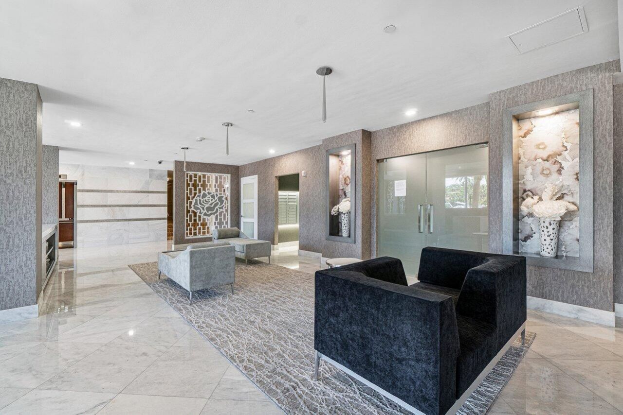 701 E Camino Real, Boca Raton, FL 33432 Photo