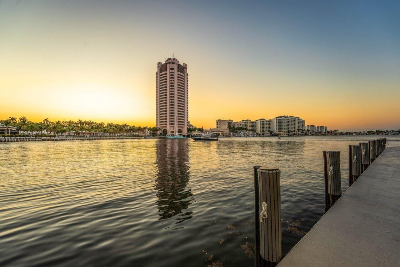 701 E Camino Real, Boca Raton, FL 33432 Photo