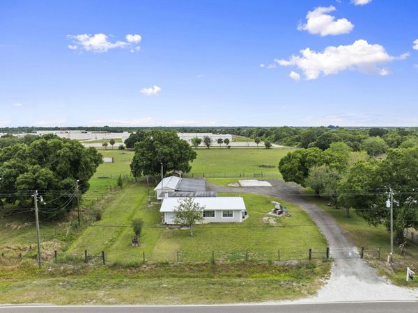 4072 NW 18th Street, Okeechobee, FL 34972