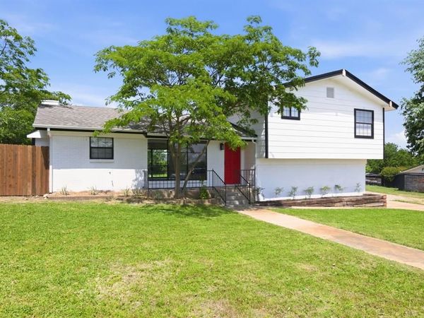 333 Arrowhead Street, Fort Worth, TX 76108