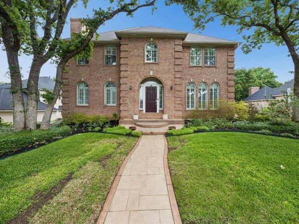 3323 Shellbrook Court , Arlington, TX 76016