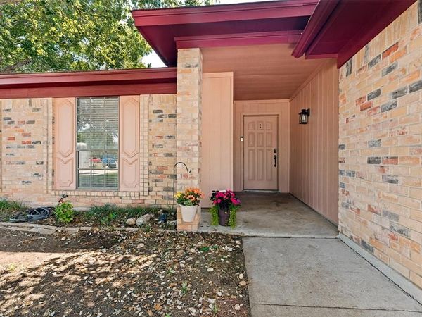 1065 Green Ridge Terrace, Saginaw, TX 76179