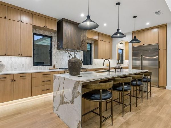 7615 Morton Street, Dallas, TX 75209