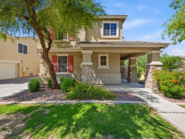 2250 E WAYLAND Drive, Phoenix, AZ 85040
