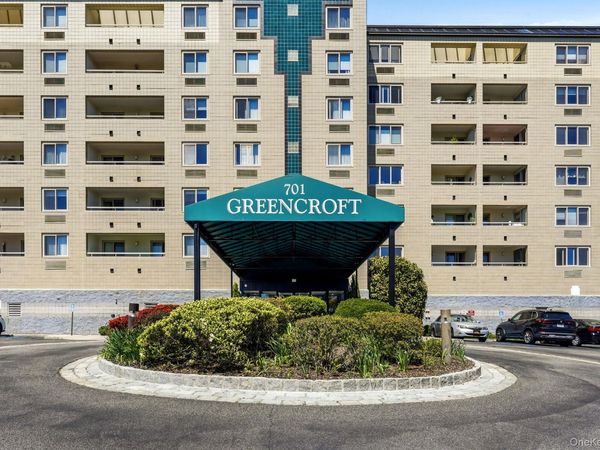 701 Pelham Road , Unit 2B, New Rochelle, NY 10805