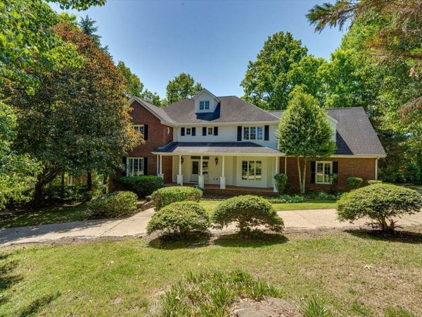 9228 Rocky Cove Drive, Chattanooga, TN 37421