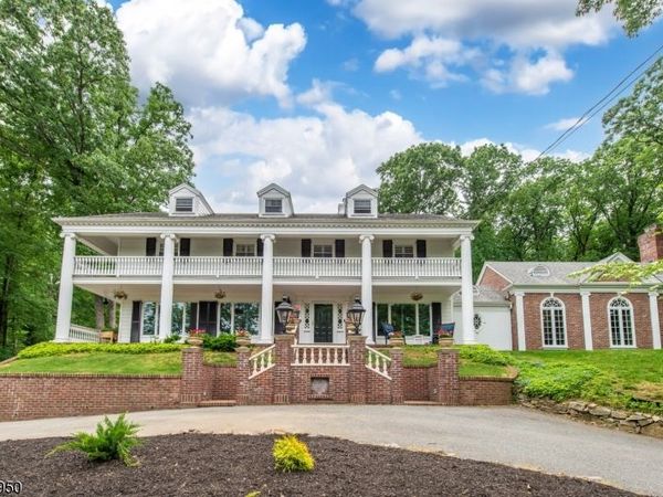 45 Junard Dr, Morris, NJ 07960