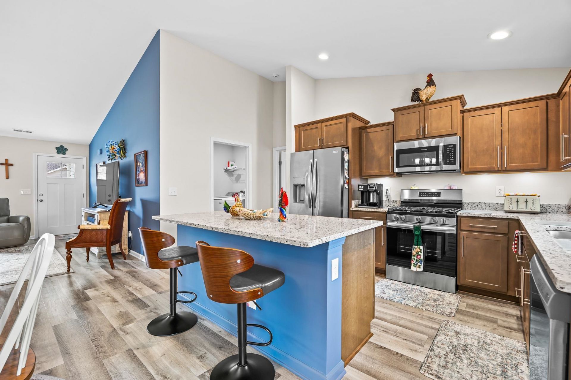 779 Woodside Dr.  Photo 11