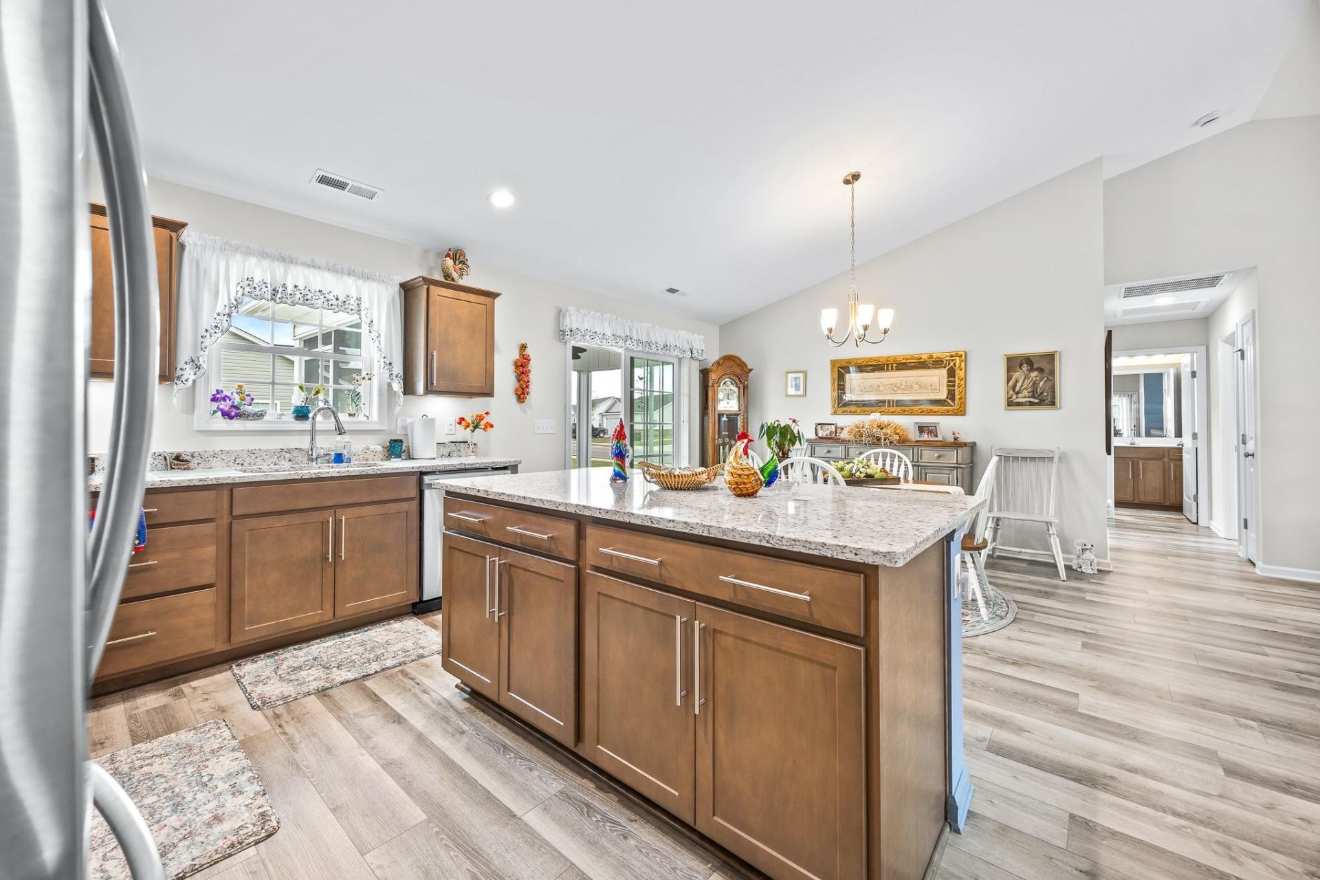 779 Woodside Dr.  Photo 12