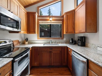 2560 Lake Forest Road, Tahoe City, CA 96145 Photo