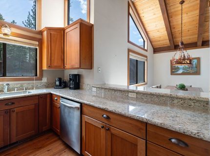 2560 Lake Forest Road, Tahoe City, CA 96145 Photo