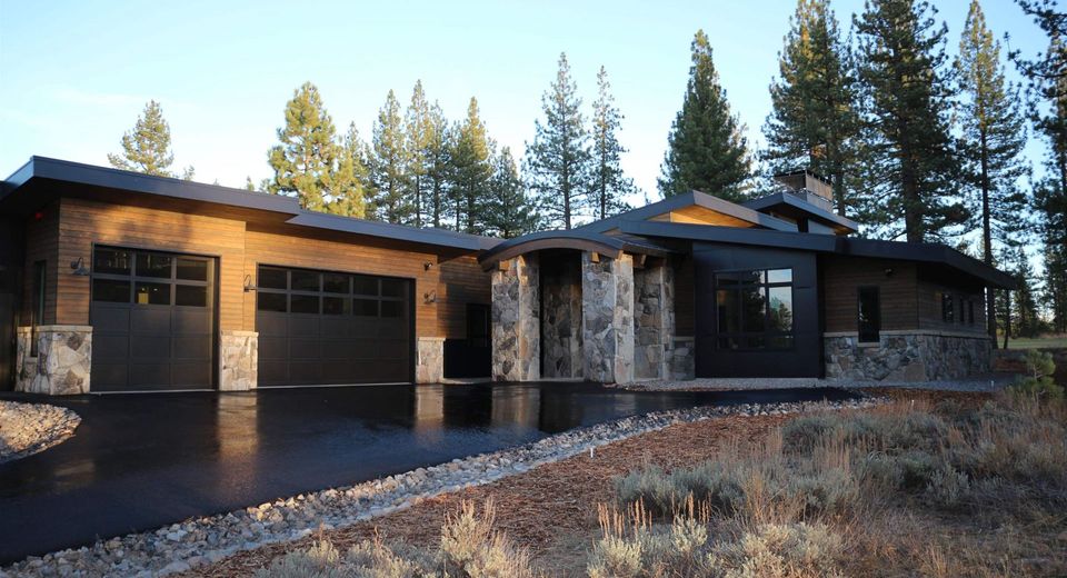 11646 Henness Road, Truckee, CA 96161 Photo