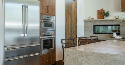 11646 Henness Road, Truckee, CA 96161 Photo