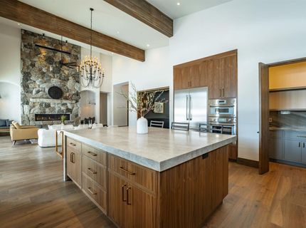 11646 Henness Road, Truckee, CA 96161 Photo