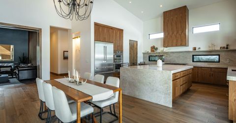 11646 Henness Road, Truckee, CA 96161 Photo