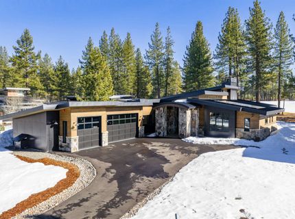 11646 Henness Road, Truckee, CA 96161 Photo