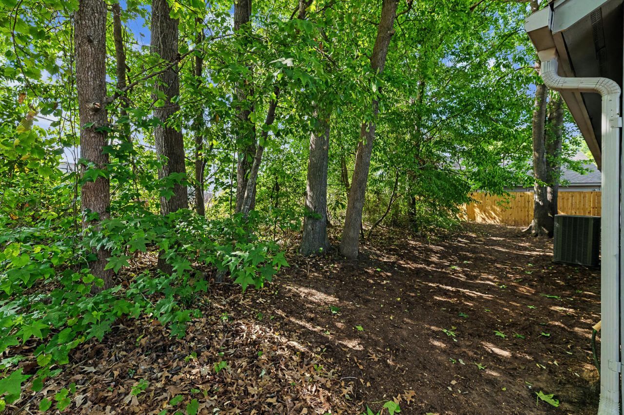 2182 Spoleto Lane Photo 17