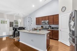 4840 Pitkin Avenue photo 4