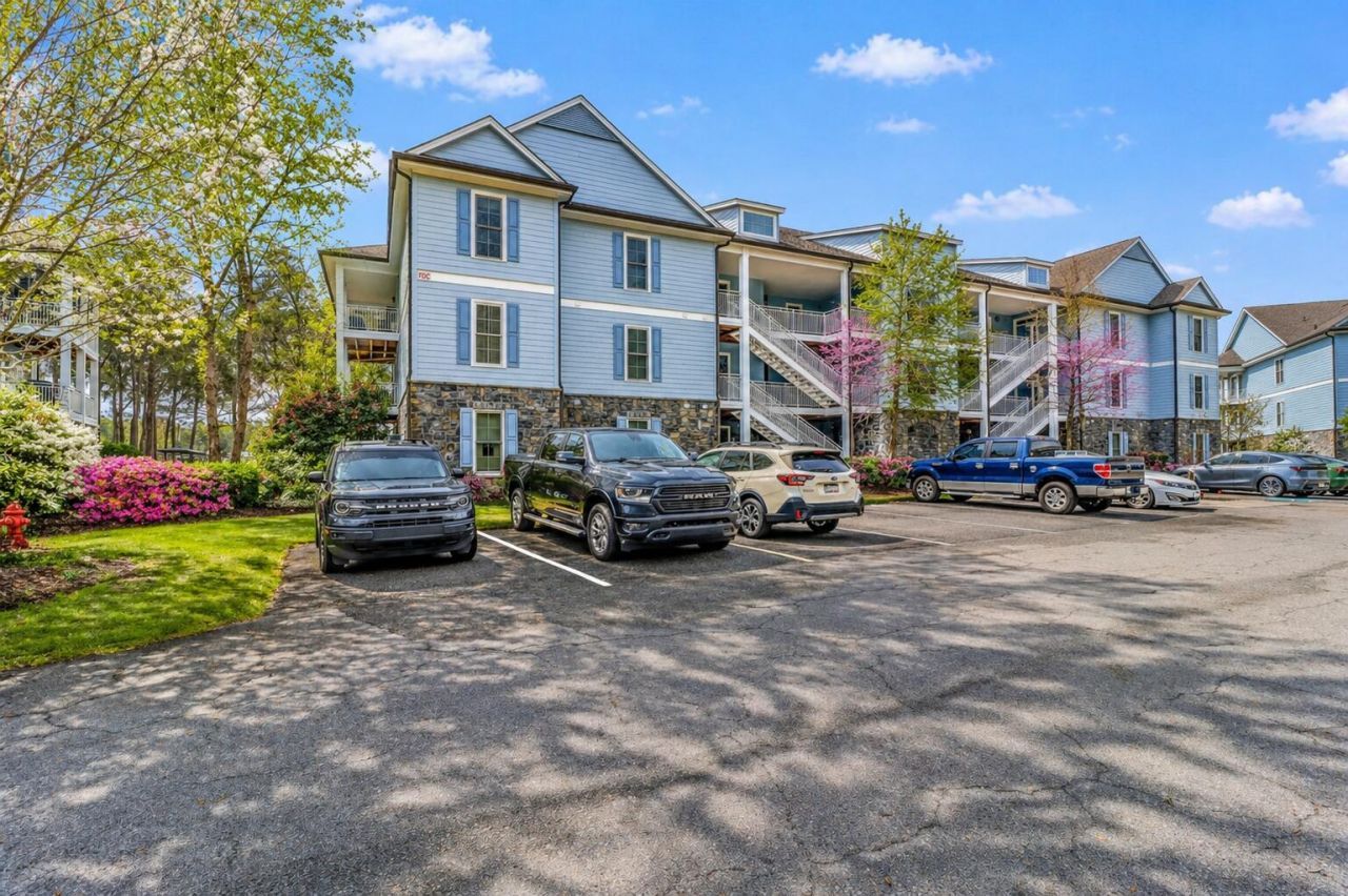 1198 Bridgeview Lane Photo 8