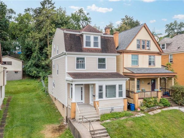 138 LINNVIEW , Pittsburgh, PA 15210
