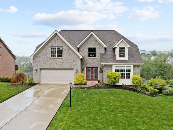 3377 Woodwind Dr , Clairton, PA 15025