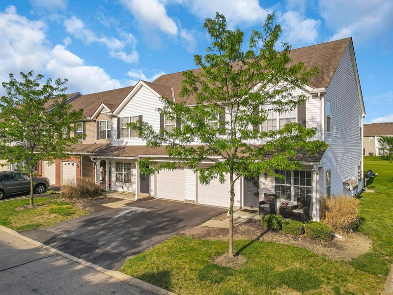 419 Fuller's Circle , Pickerington, OH 43147 Photo 3