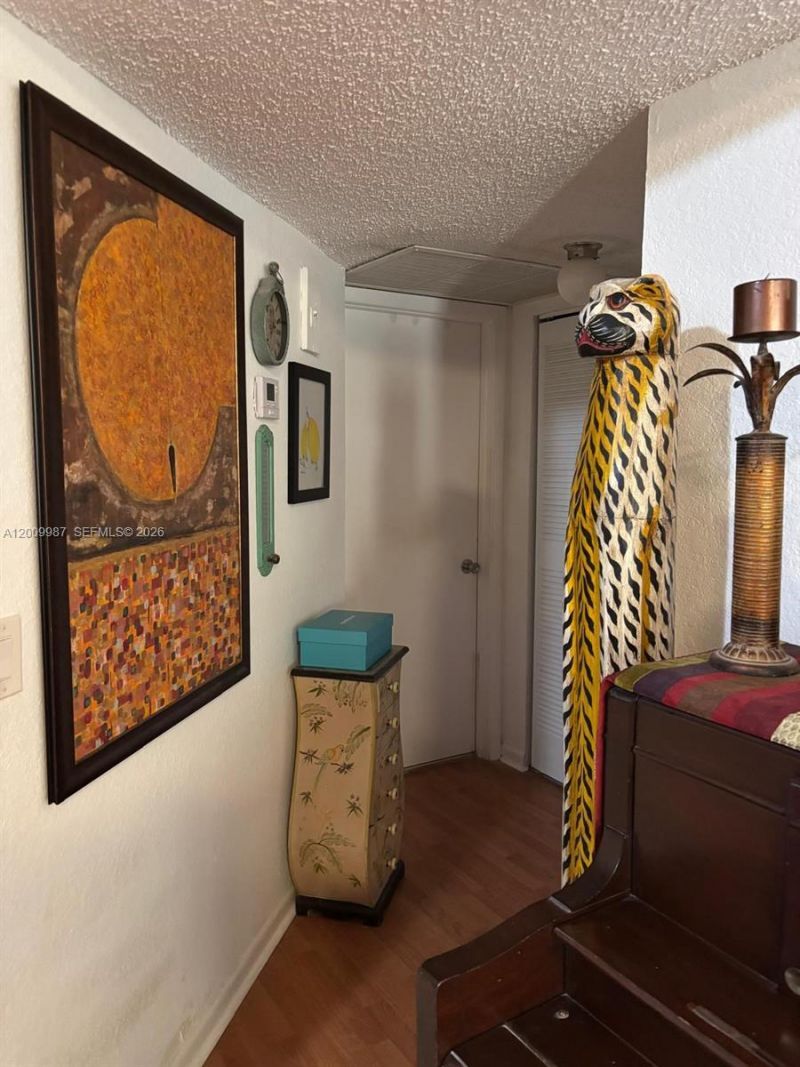 8225 Lake Dr , Unit 404, Doral, FL 33166 Photo
