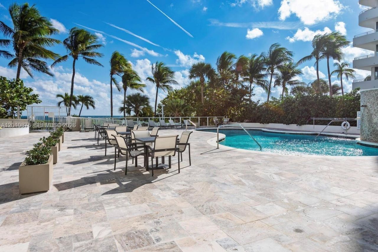 8925 Collins Ave , Unit 12D, Surfside, FL 33154 Photo