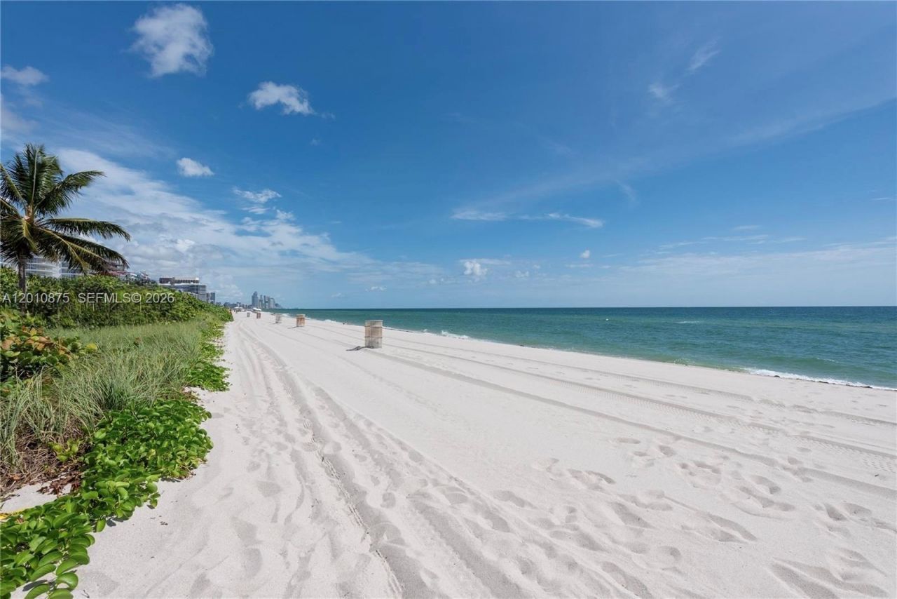 8925 Collins Ave , Unit 12D, Surfside, FL 33154 Photo