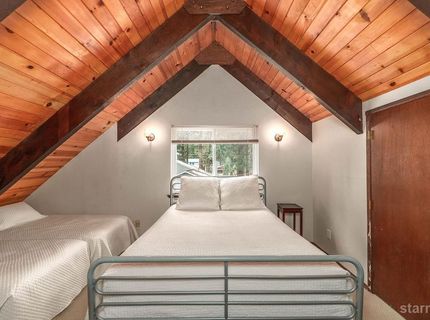 3113 Deer Trail, South Lake Tahoe, CA 96150 Photo