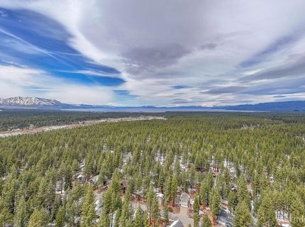 3113 Deer Trail, South Lake Tahoe, CA 96150 Photo