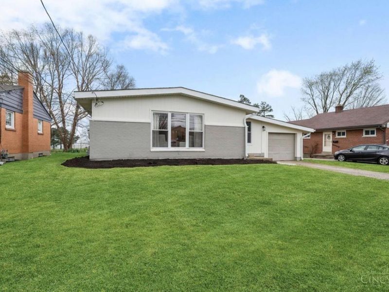 17 Desales Avenue, Lebanon, OH 45036 Photo 1