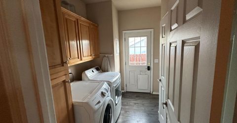 318 Hickory St, Roseville, CA 95678 Photo