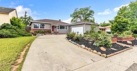 3208 Merrywood Dr, Sacramento, CA 95825 Photo