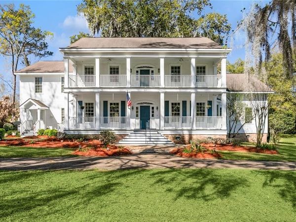 304 SCOTCHPINE Drive, Mandeville, LA 70471